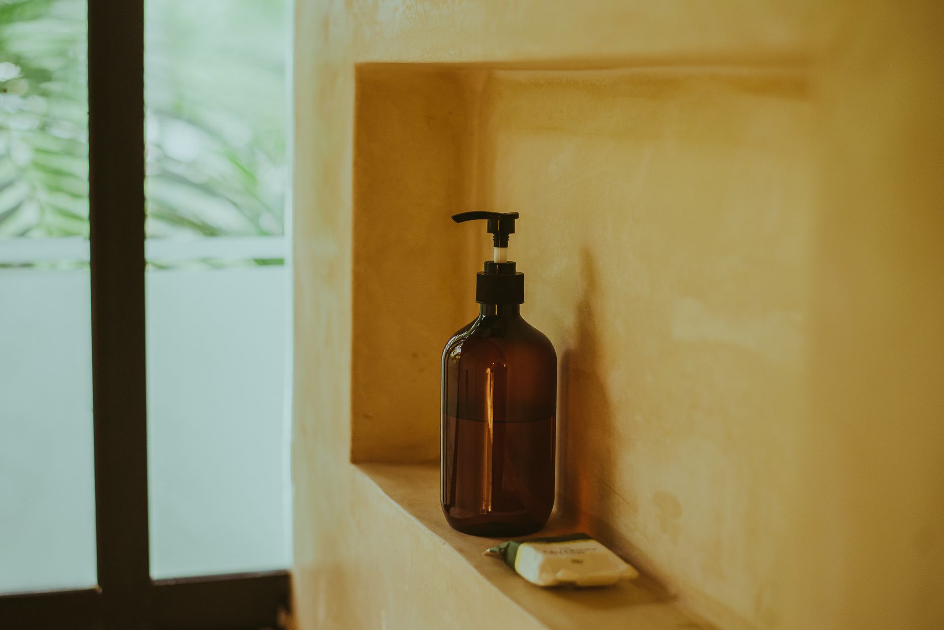 How to Read Lube Ingredients and Spot Additives to Avoid